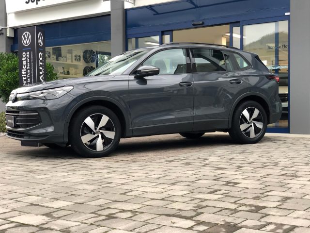 VOLKSWAGEN Tiguan usata, con Park Distance Control