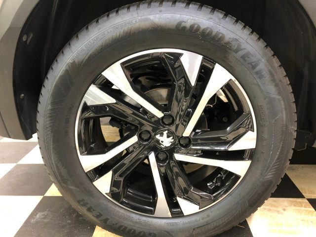 PEUGEOT 2008 usata, con Controllo trazione