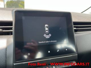 RENAULT Clio usata, con Touch screen