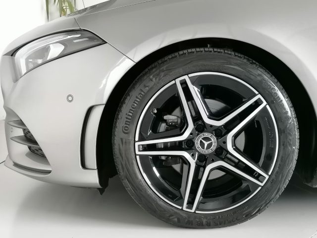 MERCEDES-BENZ A 200 usata, con Alzacristalli elettrici