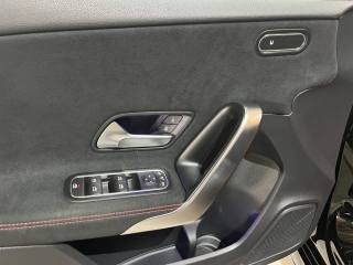 MERCEDES-BENZ A 200 usata, con Interni in pelle