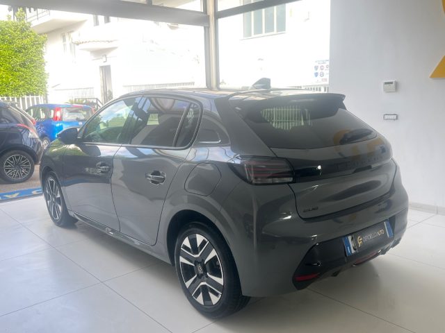 PEUGEOT 208 usata, con Autoradio