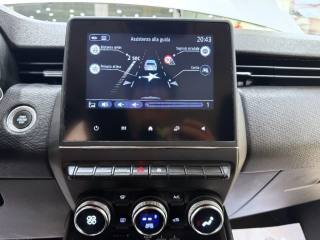 RENAULT Clio usata, con Fari LED