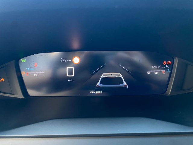 PEUGEOT 208 usata, con Touch screen