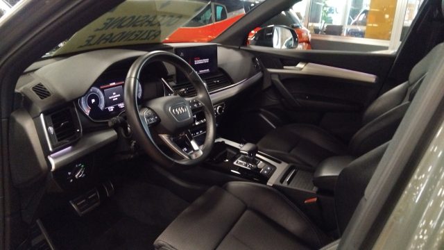AUDI Q5 usata, con Autoradio digitale