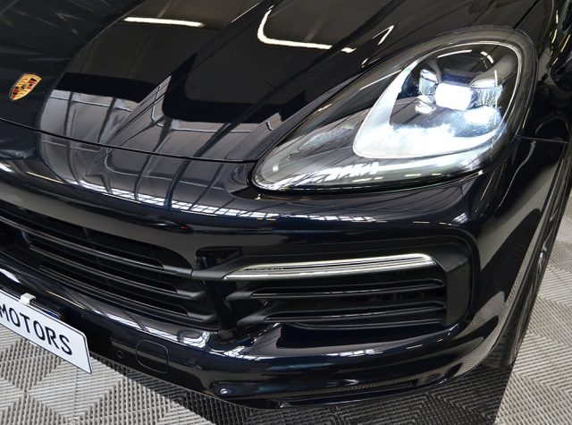 PORSCHE Cayenne usata, con Sedile posteriore sdoppiato