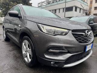 OPEL Grandland X usata, con Airbag