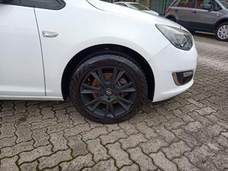 OPEL Astra usata, con Servosterzo