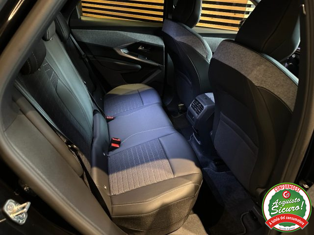 PEUGEOT 3008 usata, con Volante in pelle