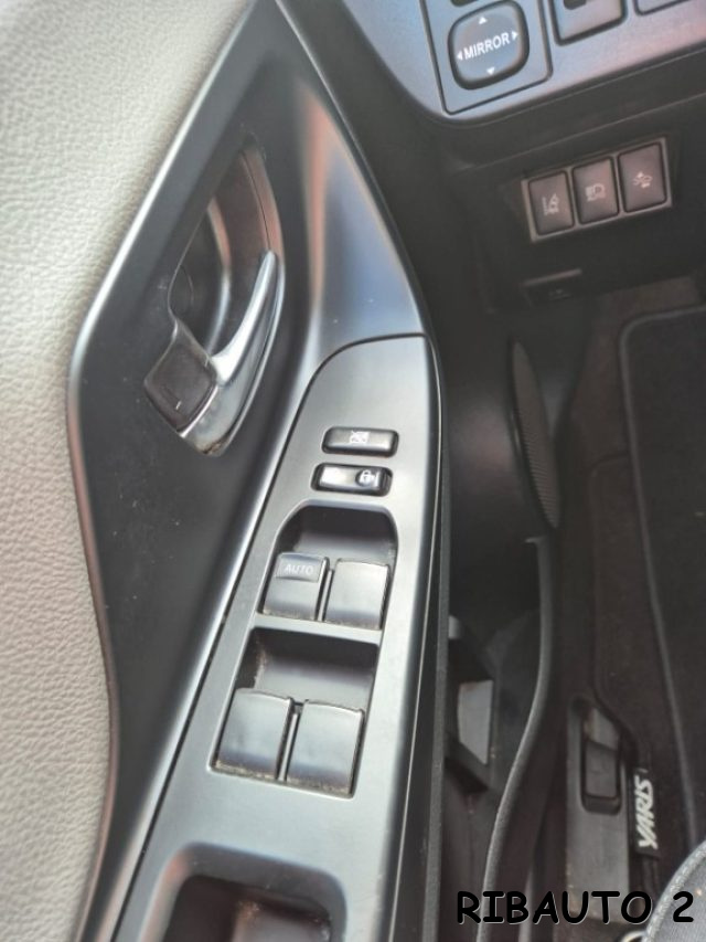 TOYOTA Yaris usata, con Controllo trazione