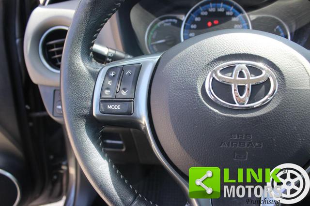 TOYOTA Yaris usata, con Bluetooth