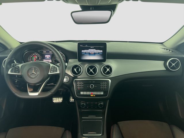 MERCEDES-BENZ CLA 200 usata 10
