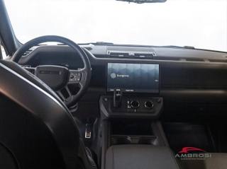 LAND ROVER Defender usata 10