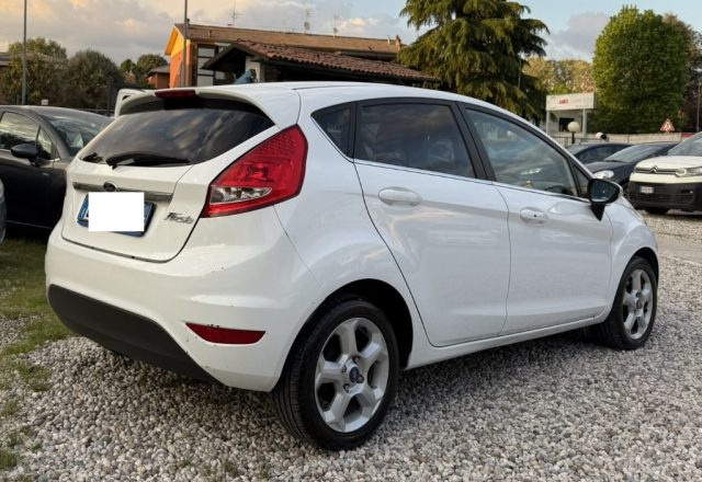 FORD Fiesta usata, con Chiusura centralizzata