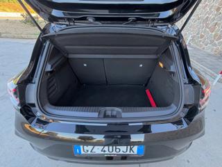 RENAULT Clio usata, con Volante multifunzione