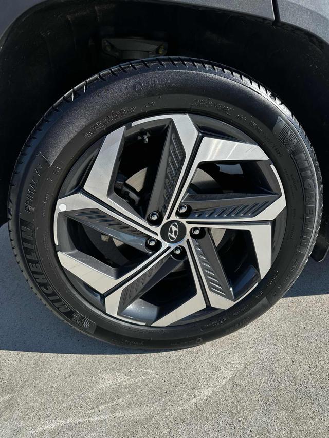 HYUNDAI Tucson usata, con Autoradio
