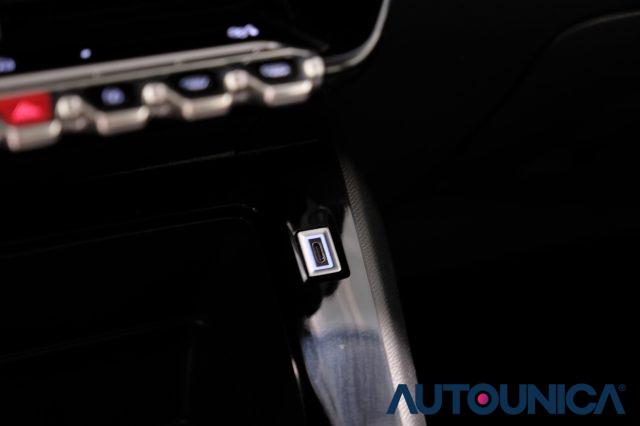 PEUGEOT 208 usata, con Riconoscimento dei segnali stradali