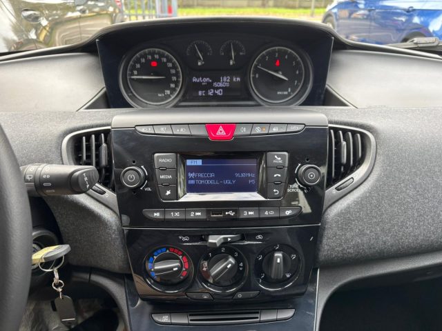 LANCIA Ypsilon usata, con Sedile posteriore sdoppiato