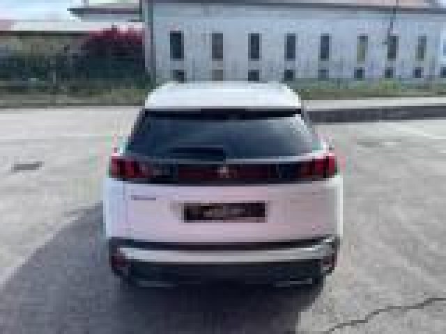 PEUGEOT 3008 usata, con Boardcomputer