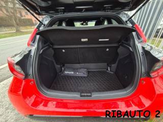 TOYOTA Yaris usata, con Fendinebbia