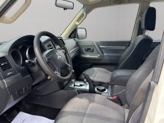 MITSUBISHI Pajero usata, con Chiusura centralizzata