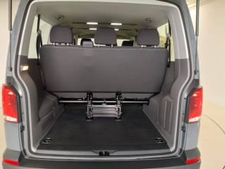 VOLKSWAGEN Caravelle usata, con Fendinebbia
