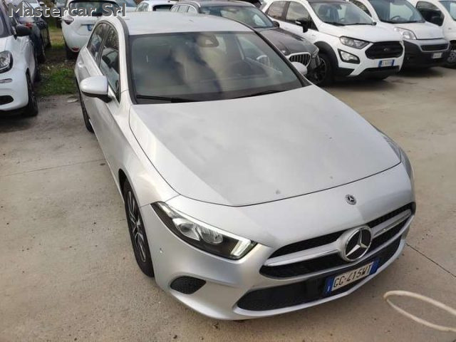 MERCEDES-BENZ A 180 usata, con Airbag laterali