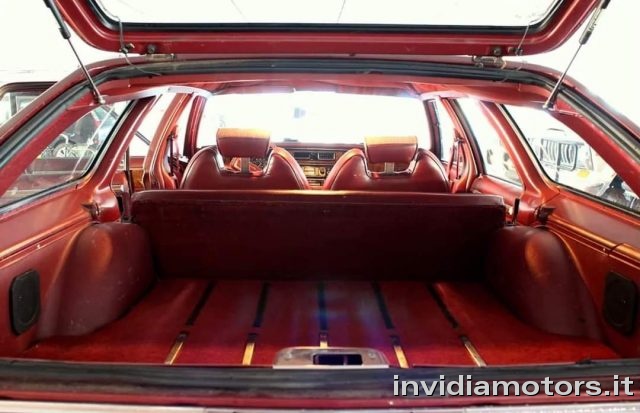JEEP Wagoneer usata 35