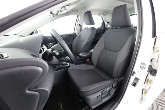 TOYOTA Yaris usata 2