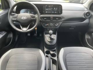 HYUNDAI i10 usata, con Specchietti laterali elettrici