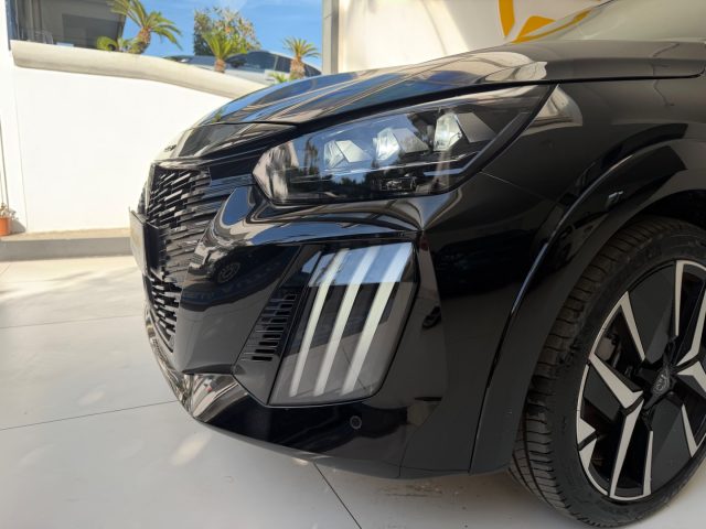 PEUGEOT 208 usata, con Sistema di navigazione