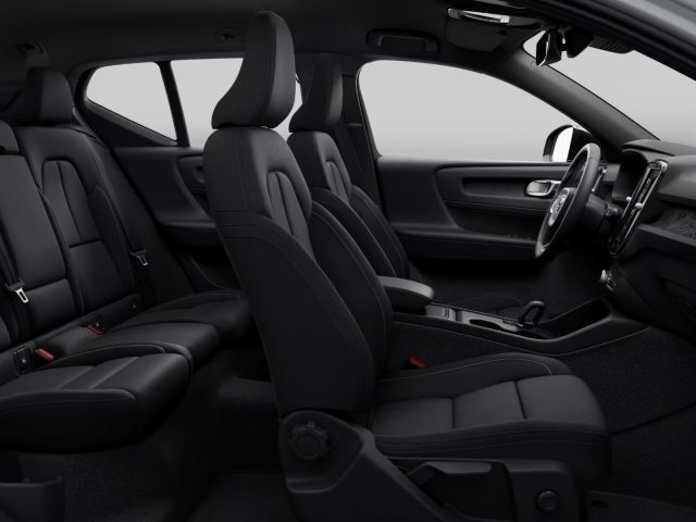VOLVO EX40 usata, con Controllo trazione