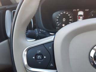 VOLVO XC60 usata, con Sistema di navigazione