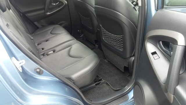 TOYOTA RAV 4 usata, con Fendinebbia