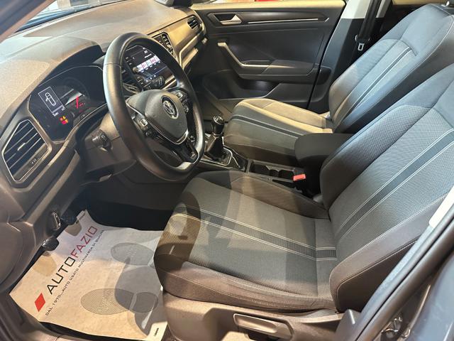 VOLKSWAGEN T-Roc usata, con Autoradio
