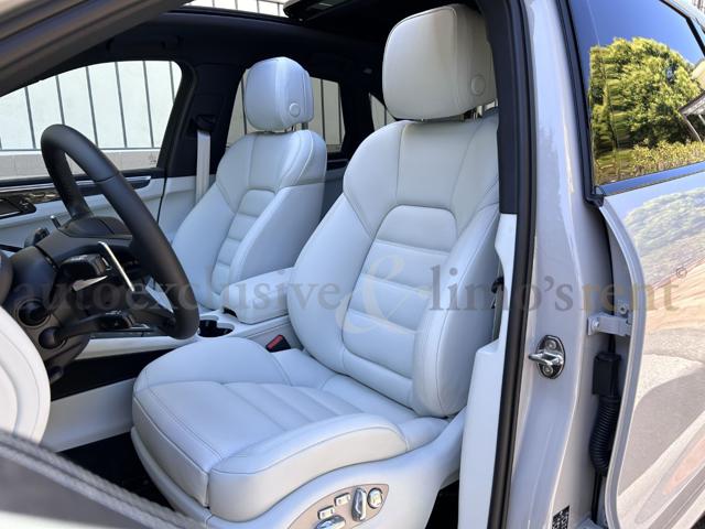 PORSCHE Macan usata, con Autoradio
