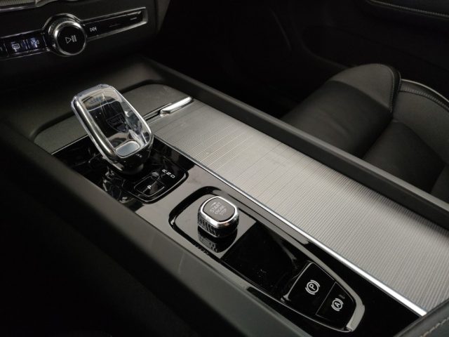 VOLVO XC60 usata, con Trazione integrale