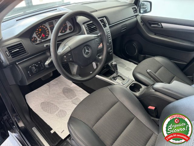 MERCEDES-BENZ B 180 usata, con Boardcomputer
