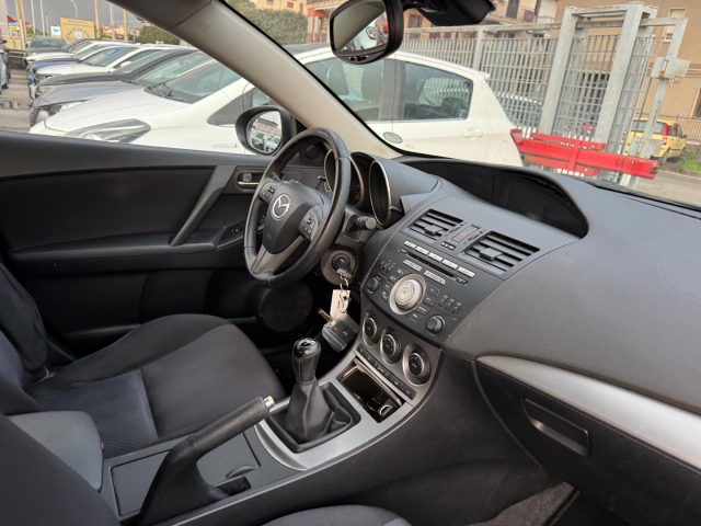MAZDA 3 usata, con Autoradio