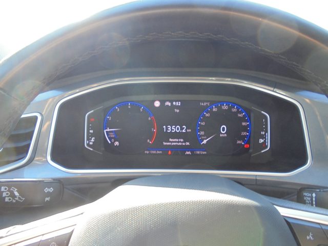 VOLKSWAGEN T-Roc usata 44