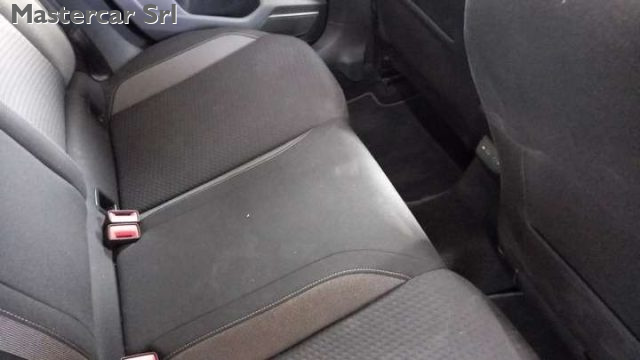 VOLKSWAGEN Taigo usata, con Fendinebbia