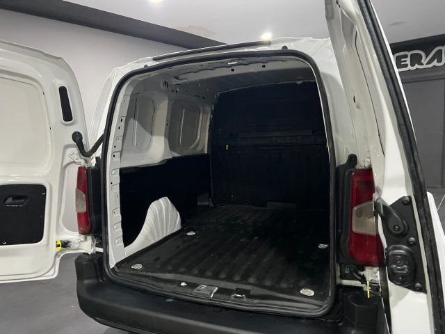 PEUGEOT Partner usata, con Boardcomputer