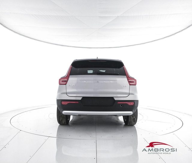 VOLVO XC40 usata 5
