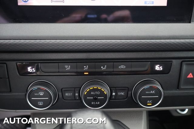 VOLKSWAGEN Caravelle usata, con Cruise Control