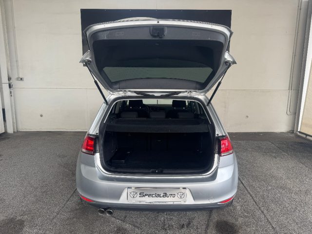 VOLKSWAGEN Golf usata, con ESP
