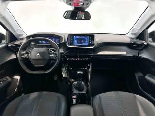 PEUGEOT 208 usata, con Boardcomputer