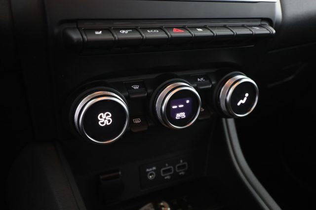 RENAULT Captur usata 11