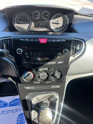 LANCIA Ypsilon usata, con MP3