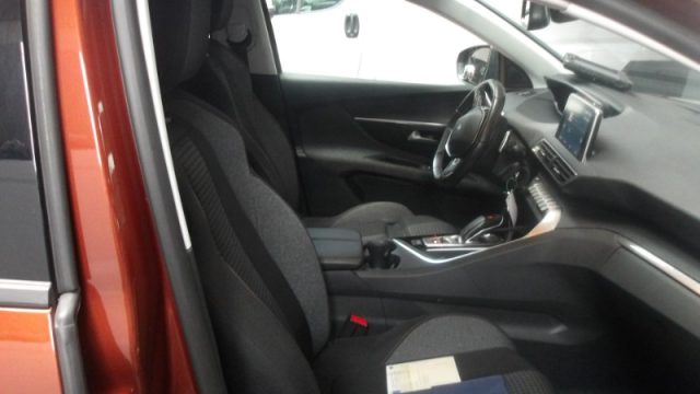 PEUGEOT 3008 usata, con Cerchi in lega