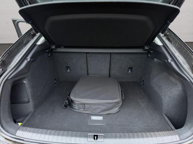 AUDI Q3 usata, con Park Distance Control